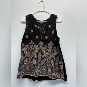 Women’s lucky brand v neck gold and black paisley crochet tank top blouse small